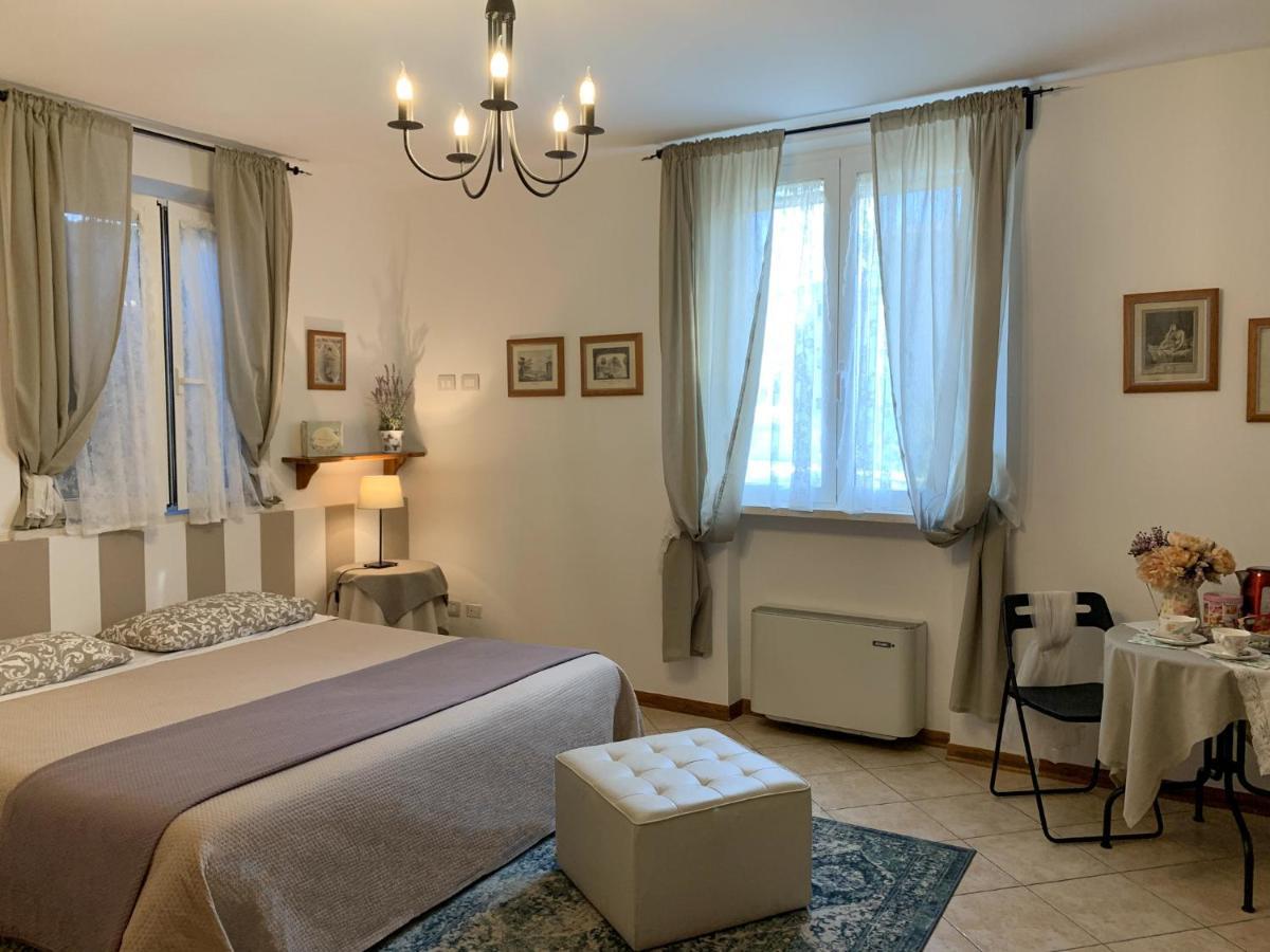 La Meridiana Affittacamere Colorno Bagian luar foto